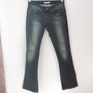 •Levi’s 524 bootcut jeans•